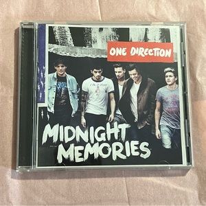 ONE DIRECTION - MIDNIGHT MEMORIES CD